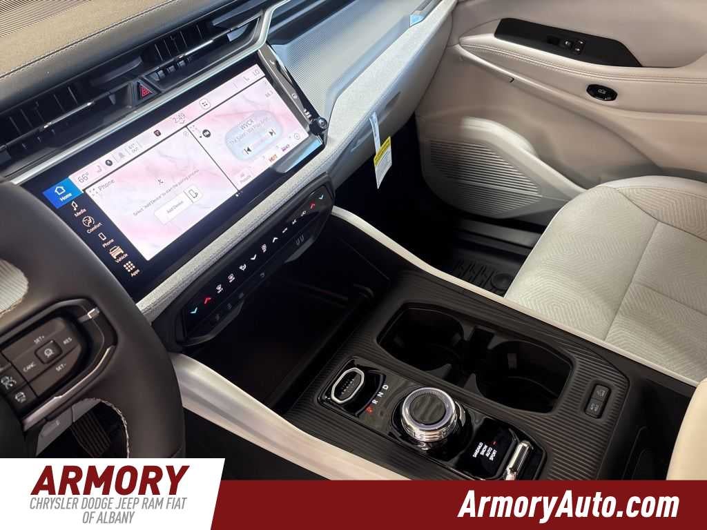 2026 Jeep Cherokee Laredo