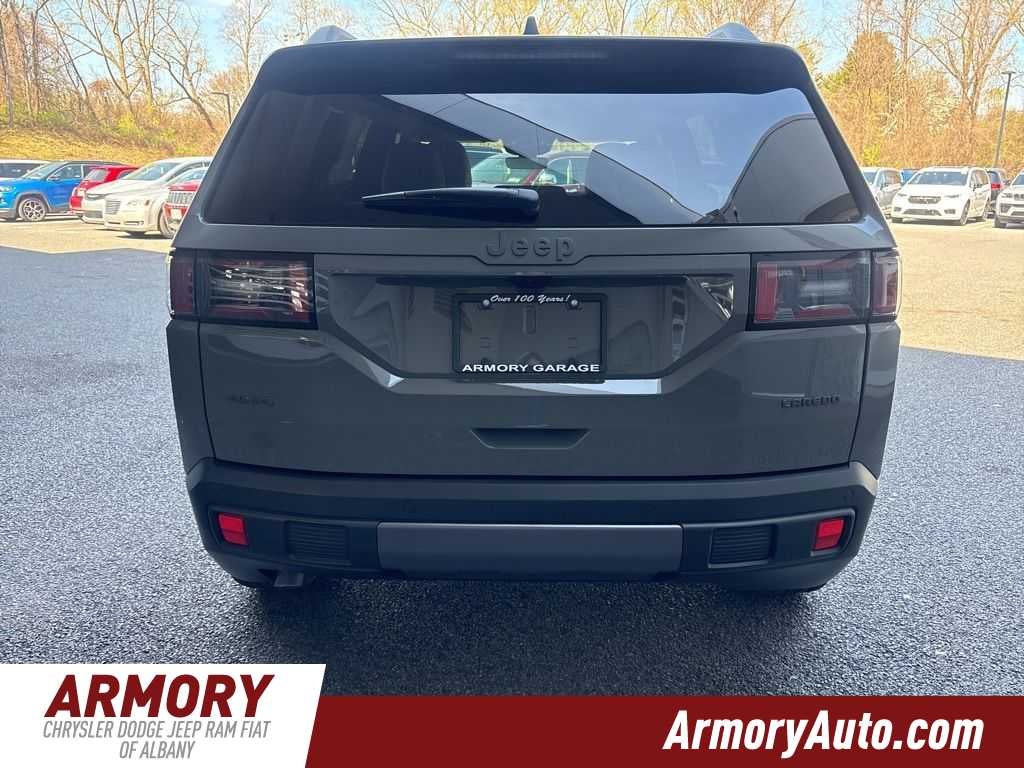 2026 Jeep Cherokee Laredo