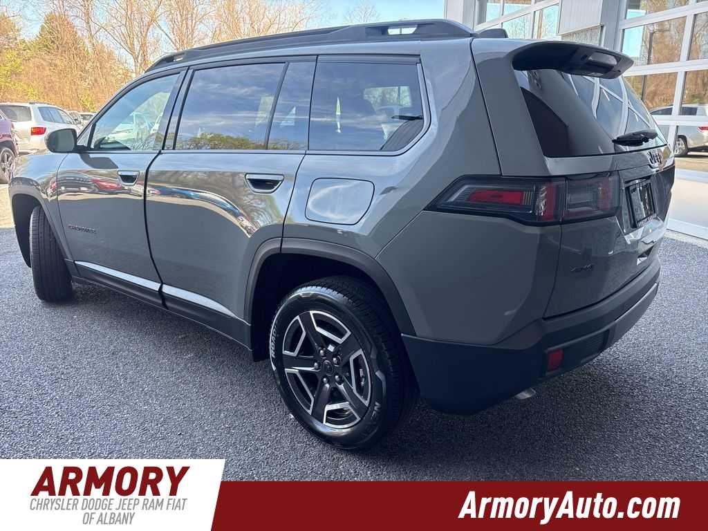 2026 Jeep Cherokee Laredo