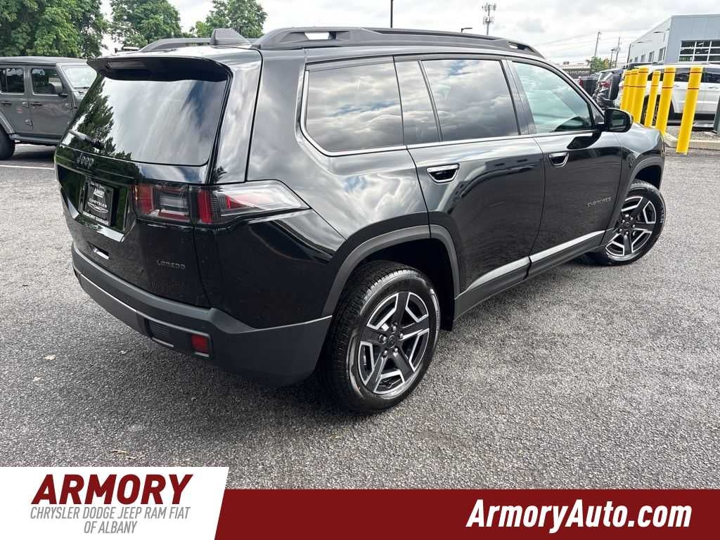 2026 Jeep Cherokee Laredo