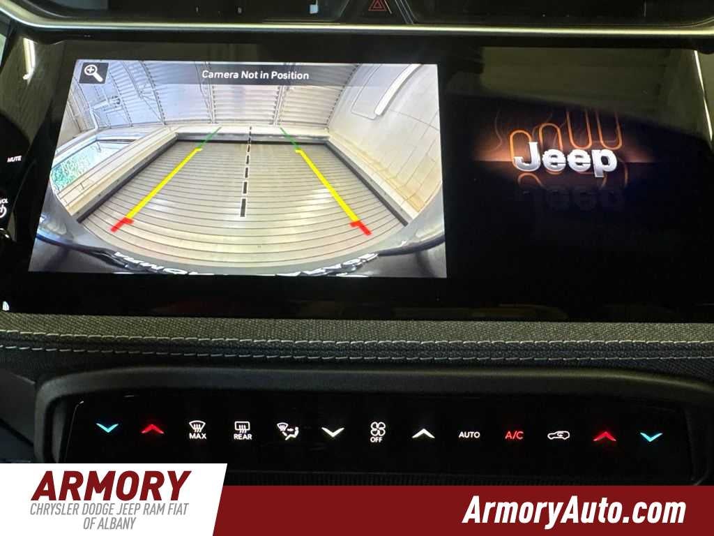 2026 Jeep Cherokee Laredo