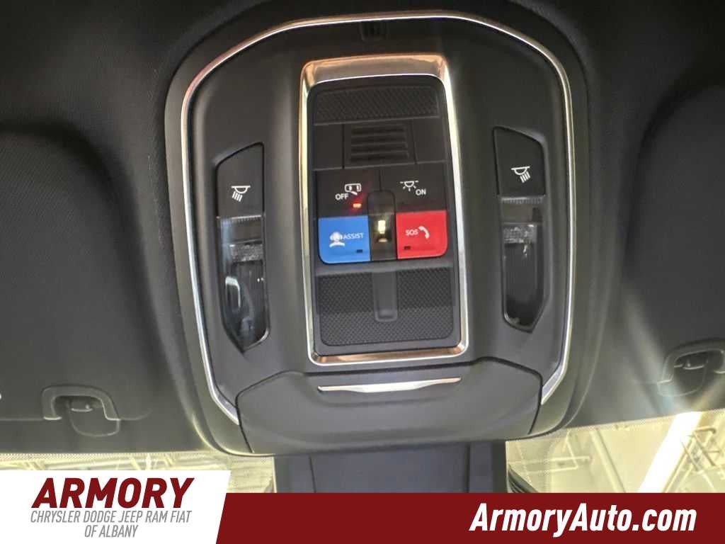 2026 Jeep Cherokee Laredo