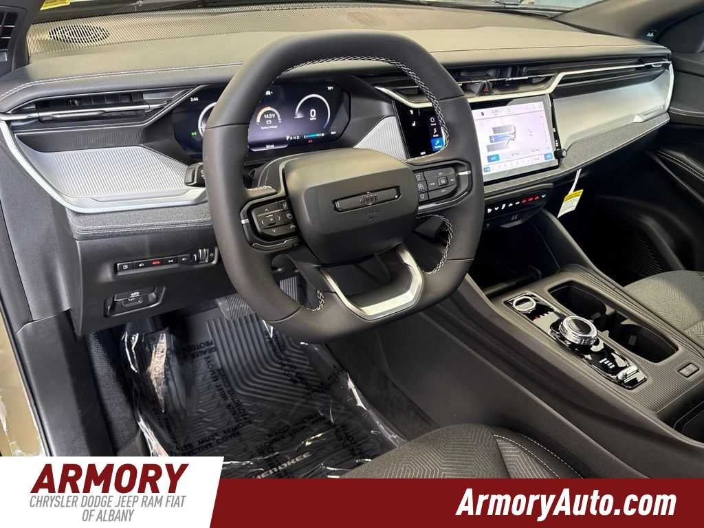 2026 Jeep Cherokee Laredo