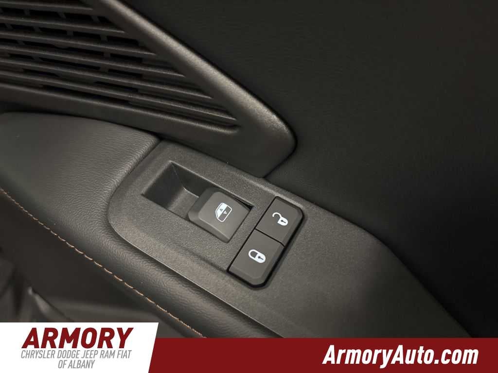 2026 Jeep Cherokee Overland