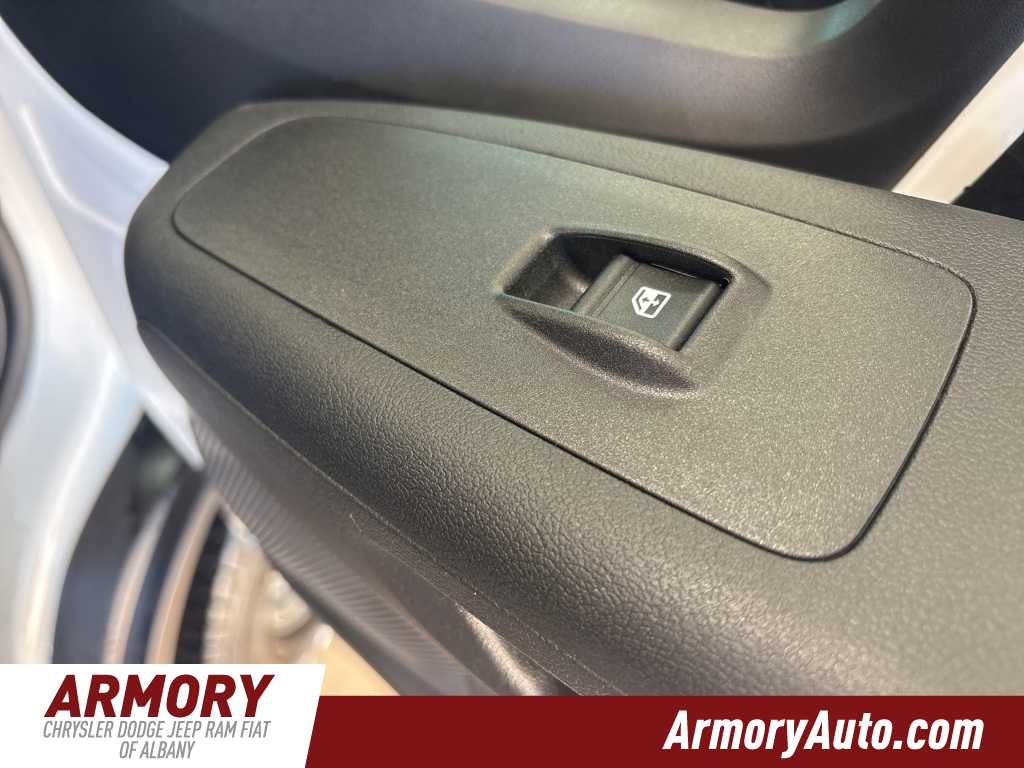 2026 RAM ProMaster Cargo Van Tradesman