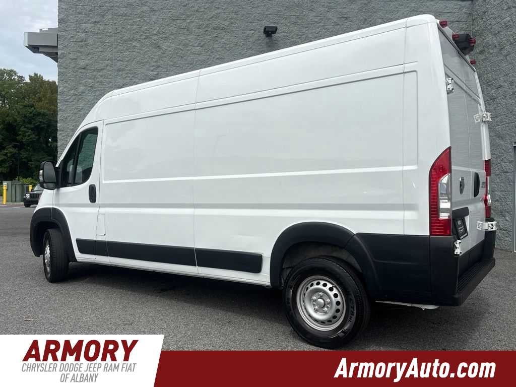 2024 RAM ProMaster Tradesman