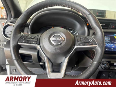 2022 Nissan Kicks SR
