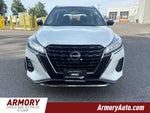 2022 Nissan Kicks SR