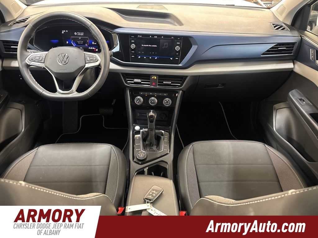 2023 Volkswagen Taos SE