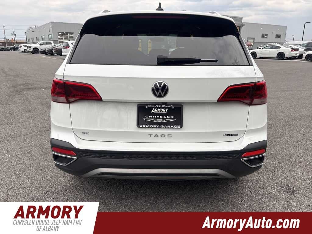 2023 Volkswagen Taos SE