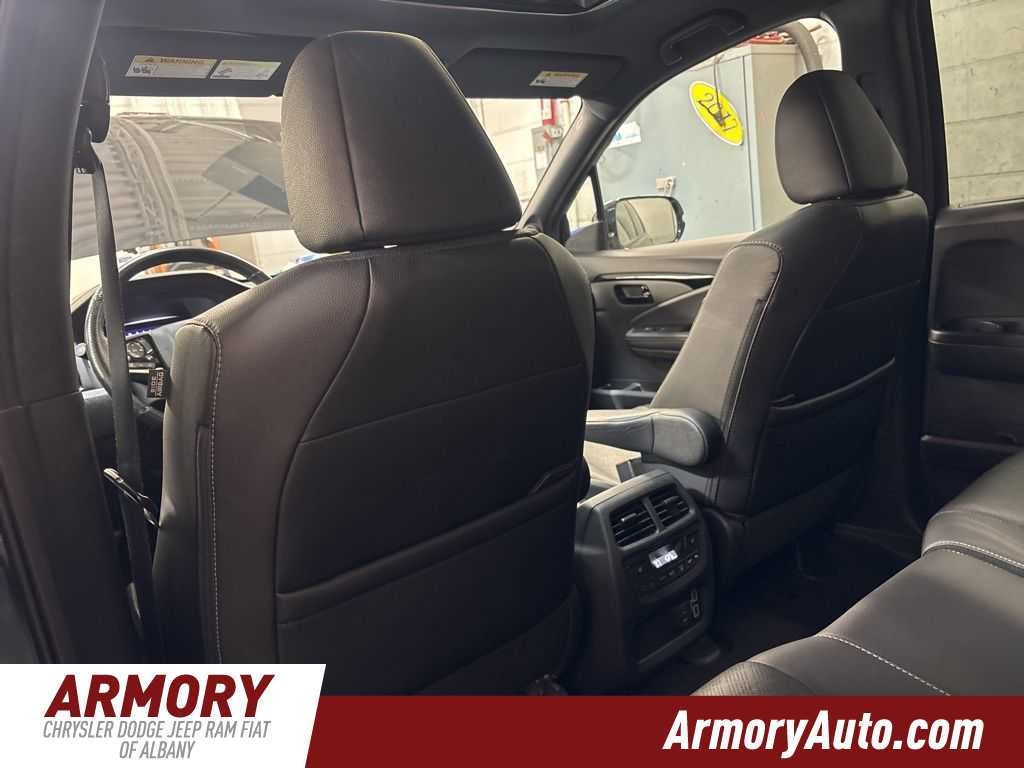 2023 Honda Passport Elite