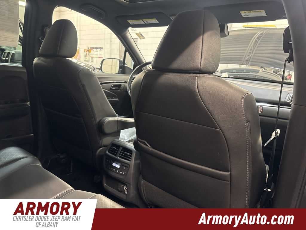 2023 Honda Passport Elite