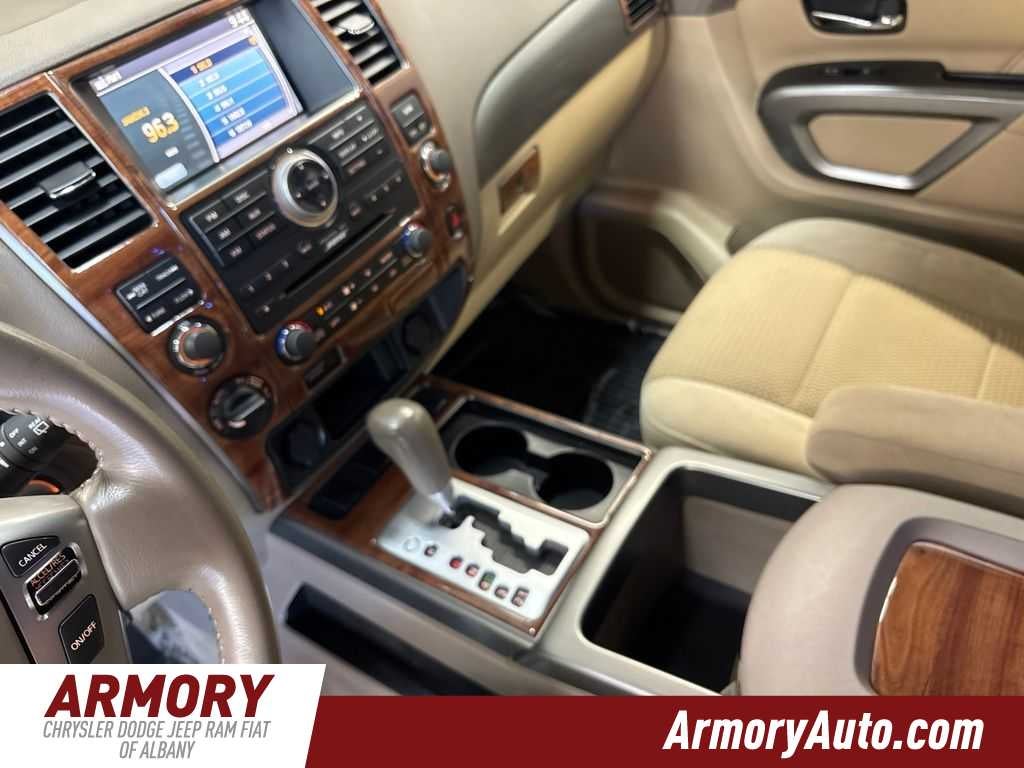 2015 Nissan Armada SV
