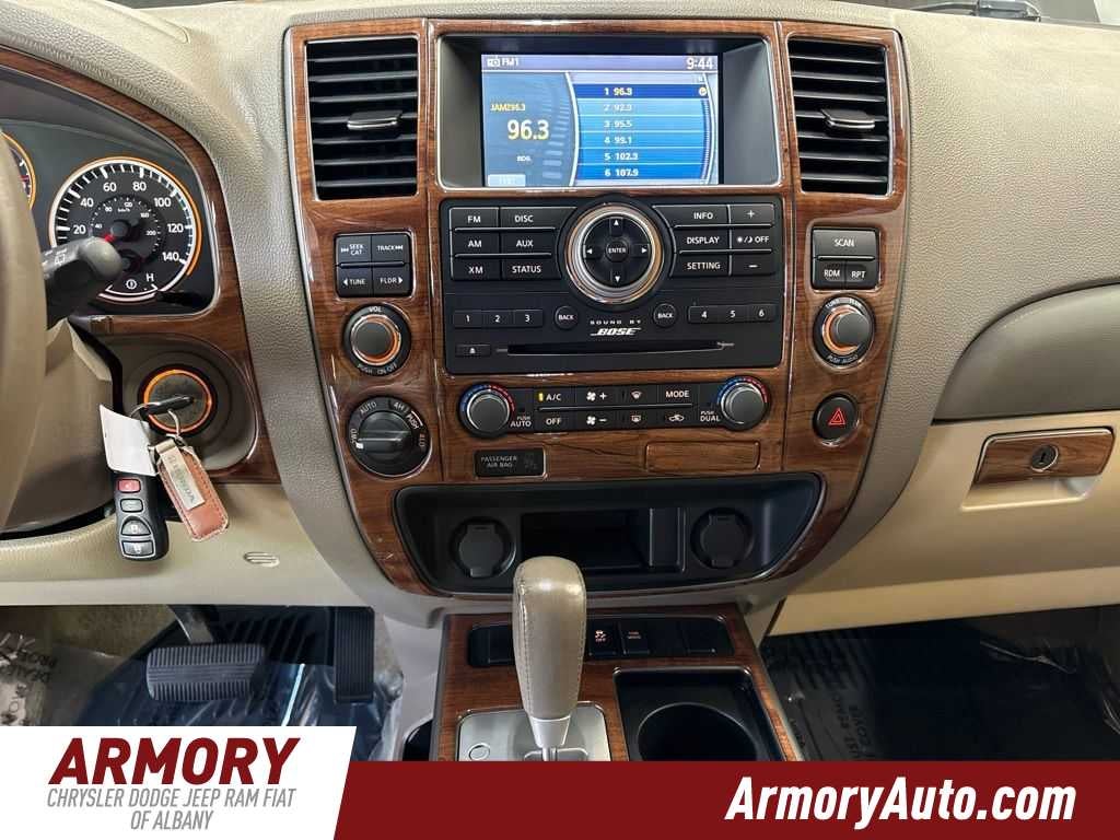 2015 Nissan Armada SV