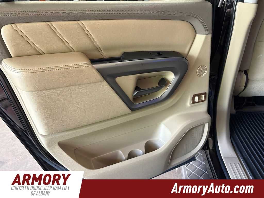 2015 Nissan Armada SV