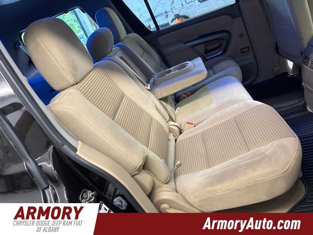 2015 Nissan Armada SV