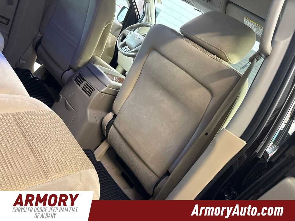 2015 Nissan Armada SV