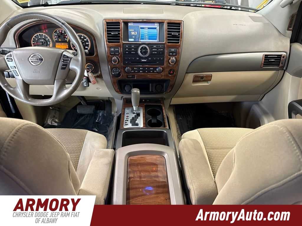 2015 Nissan Armada SV