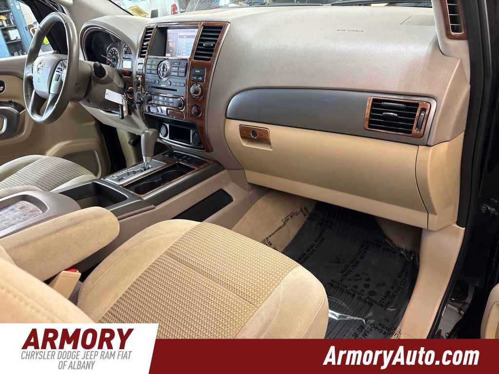 2015 Nissan Armada SV