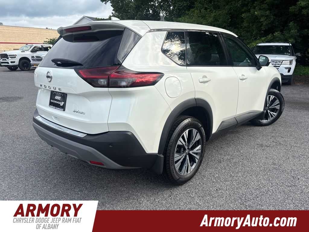 2021 Nissan Rogue SV