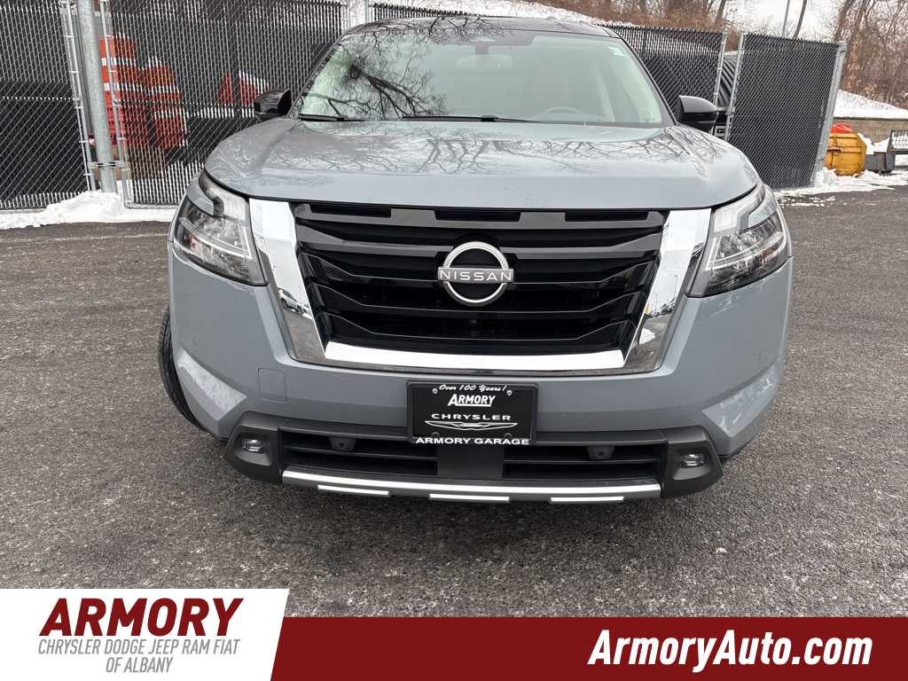 2022 Nissan Pathfinder Platinum