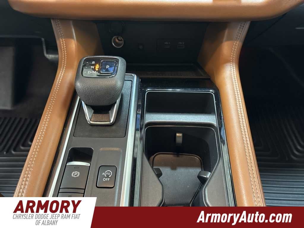 2022 Nissan Pathfinder Platinum