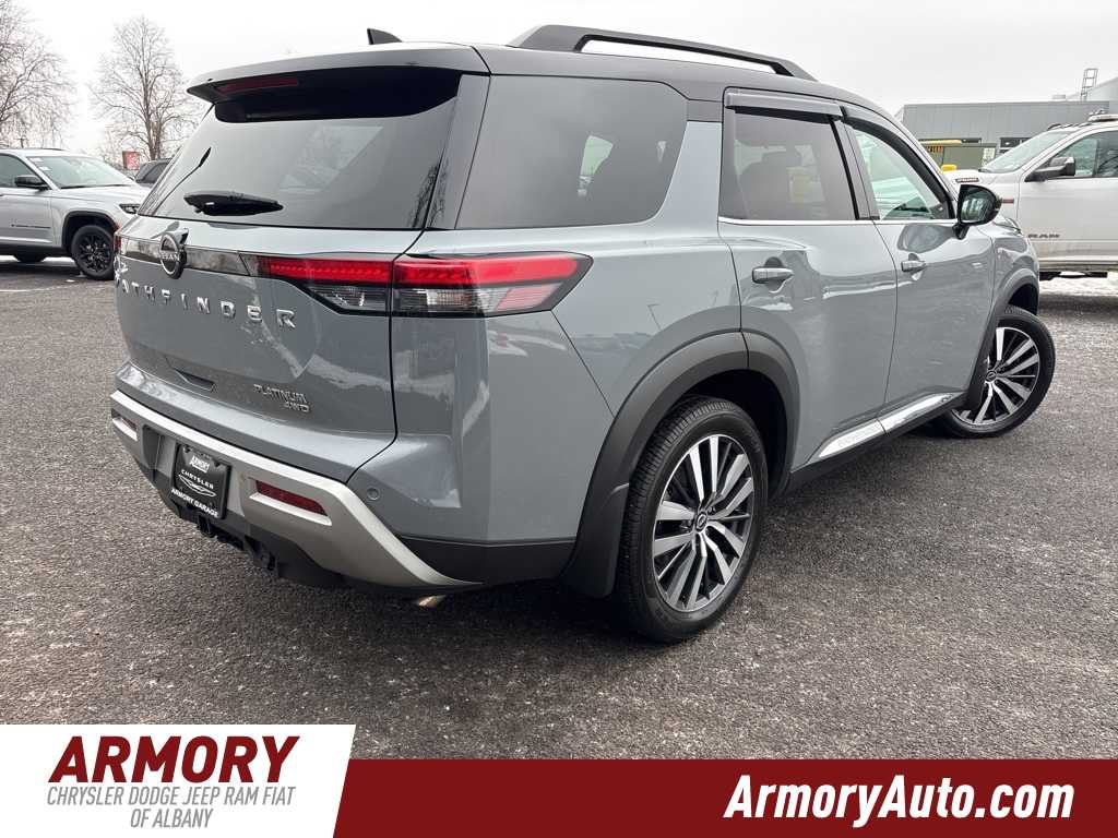 2022 Nissan Pathfinder Platinum