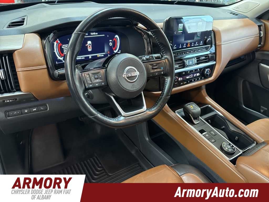 2022 Nissan Pathfinder Platinum