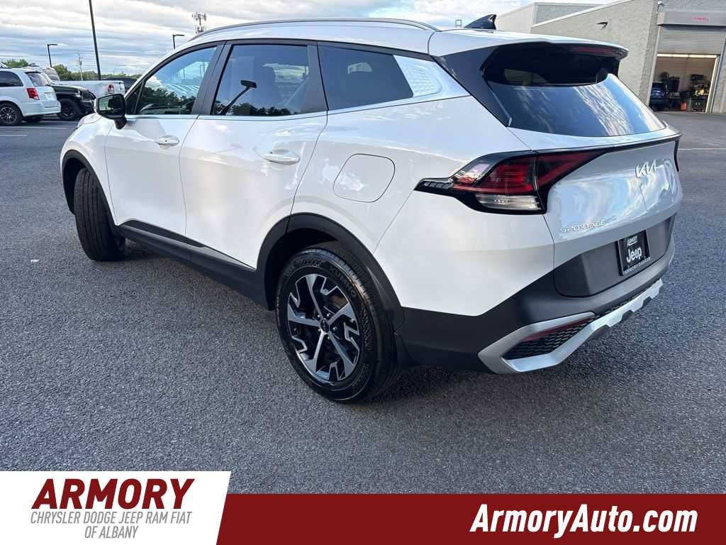 2024 Kia Sportage EX