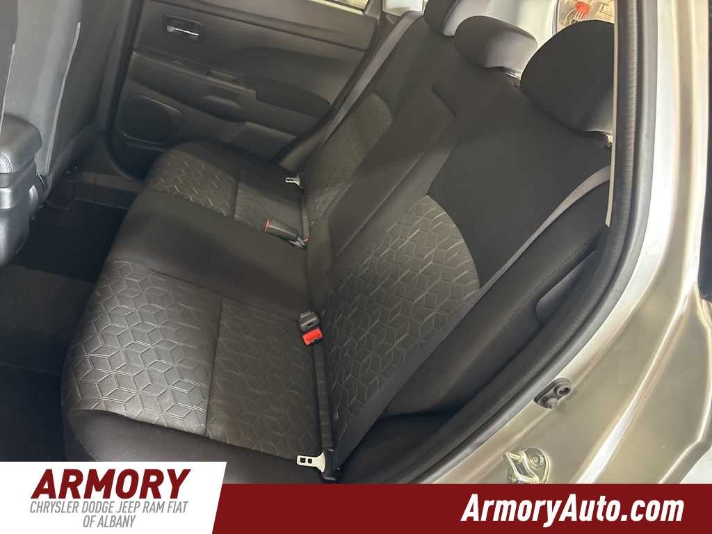 2024 Mitsubishi Outlander Sport ES