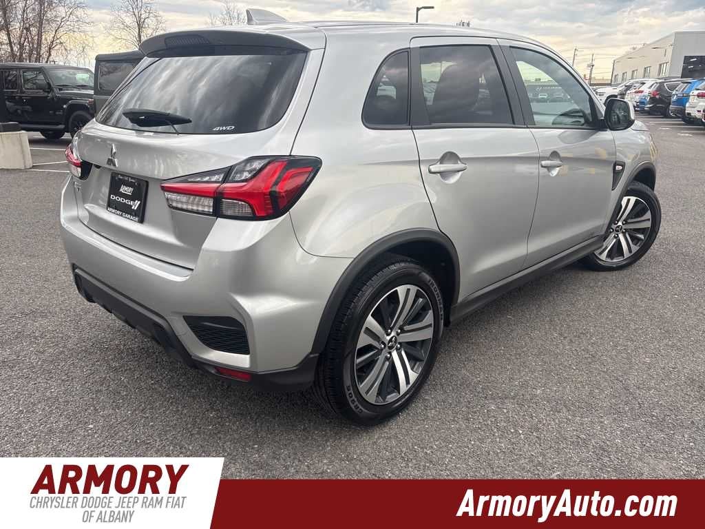 2024 Mitsubishi Outlander Sport ES
