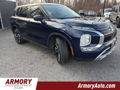 2024 Mitsubishi Outlander SE