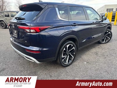 2024 Mitsubishi Outlander SE