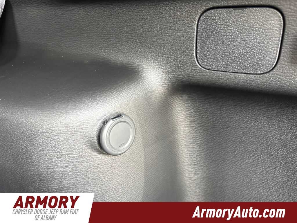 2024 Mitsubishi Outlander SEL