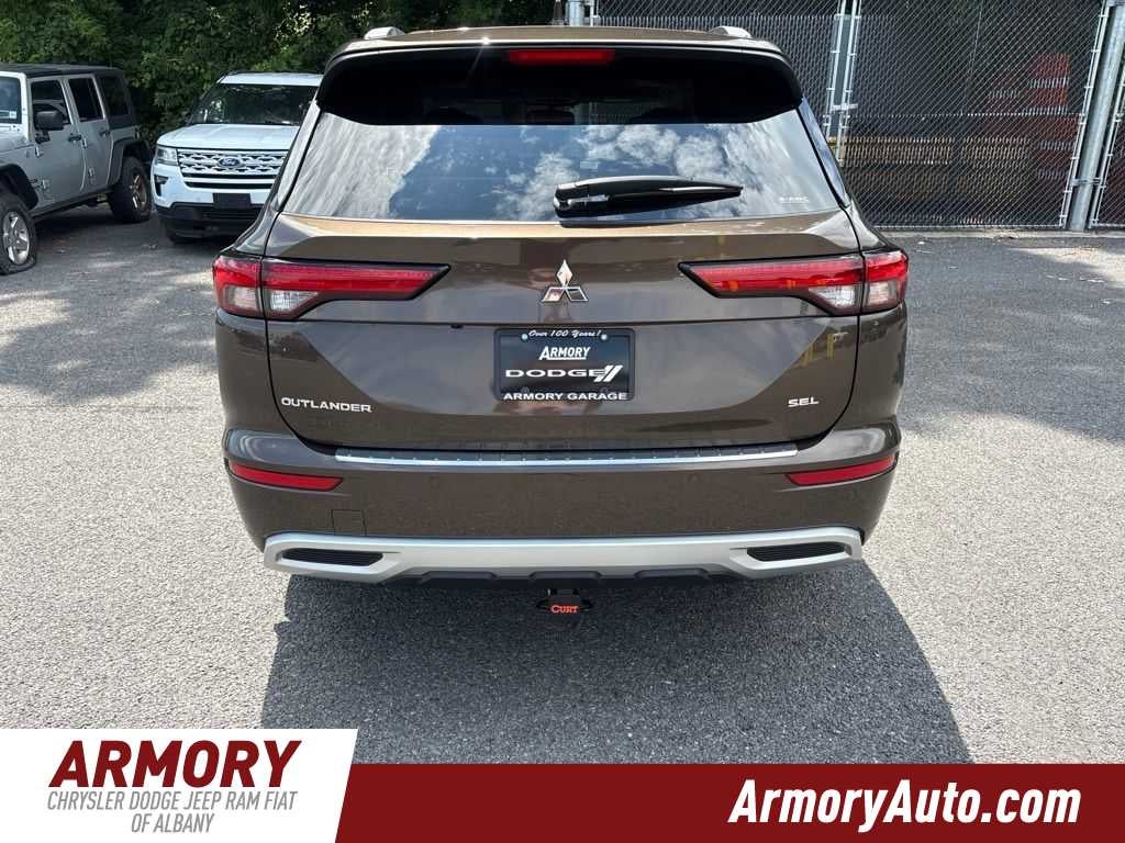 2024 Mitsubishi Outlander SEL