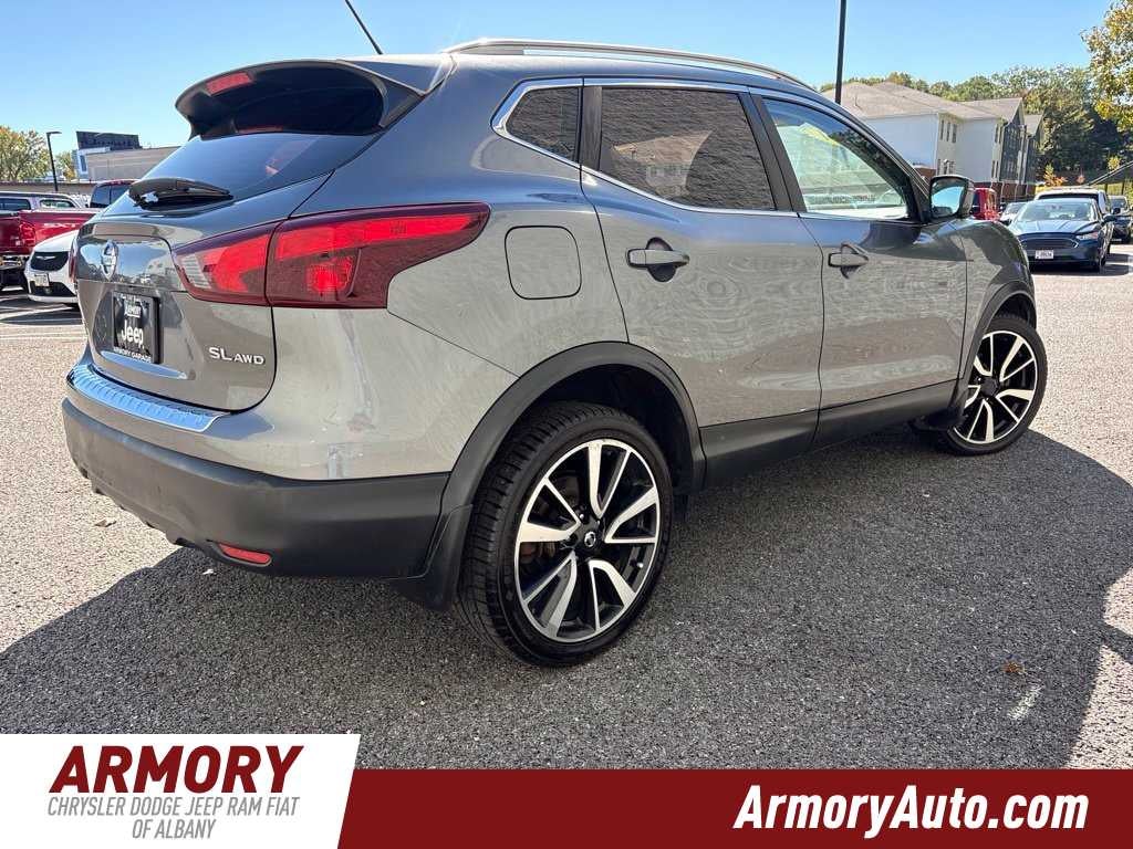 2017 Nissan Rogue Sport SL
