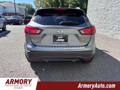 2017 Nissan Rogue Sport SL