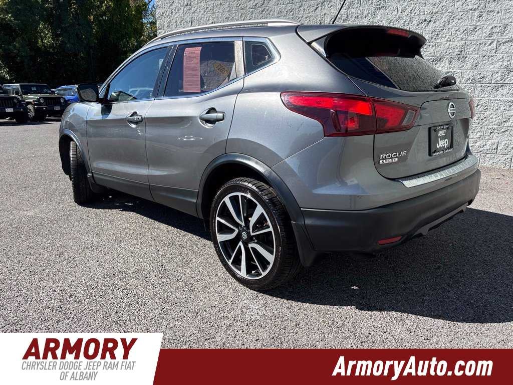 2017 Nissan Rogue Sport SL