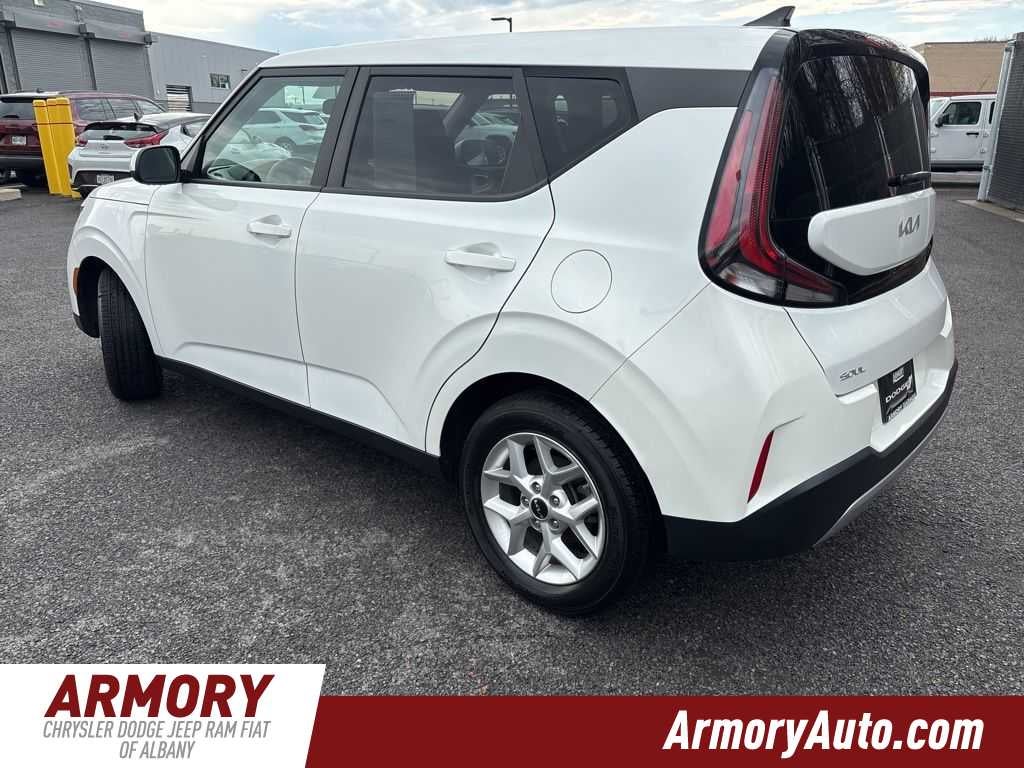 2024 Kia Soul LX