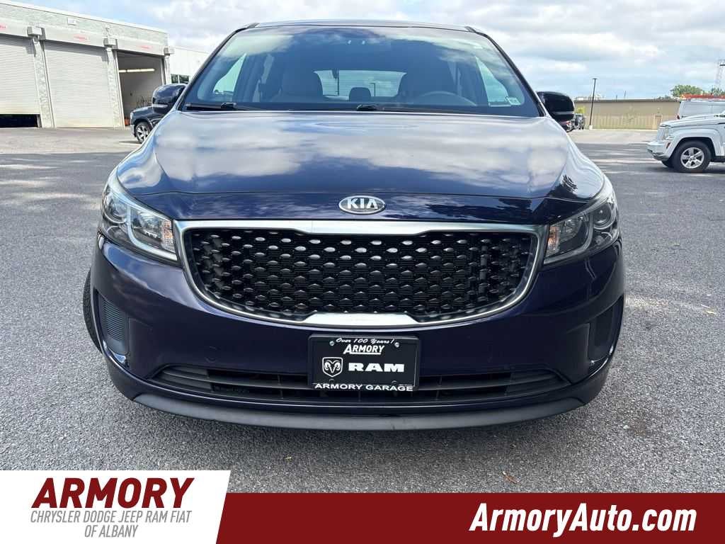 Used 2018 Kia Sedona LX with VIN KNDMB5C14J6383677 for sale in Albany, NY