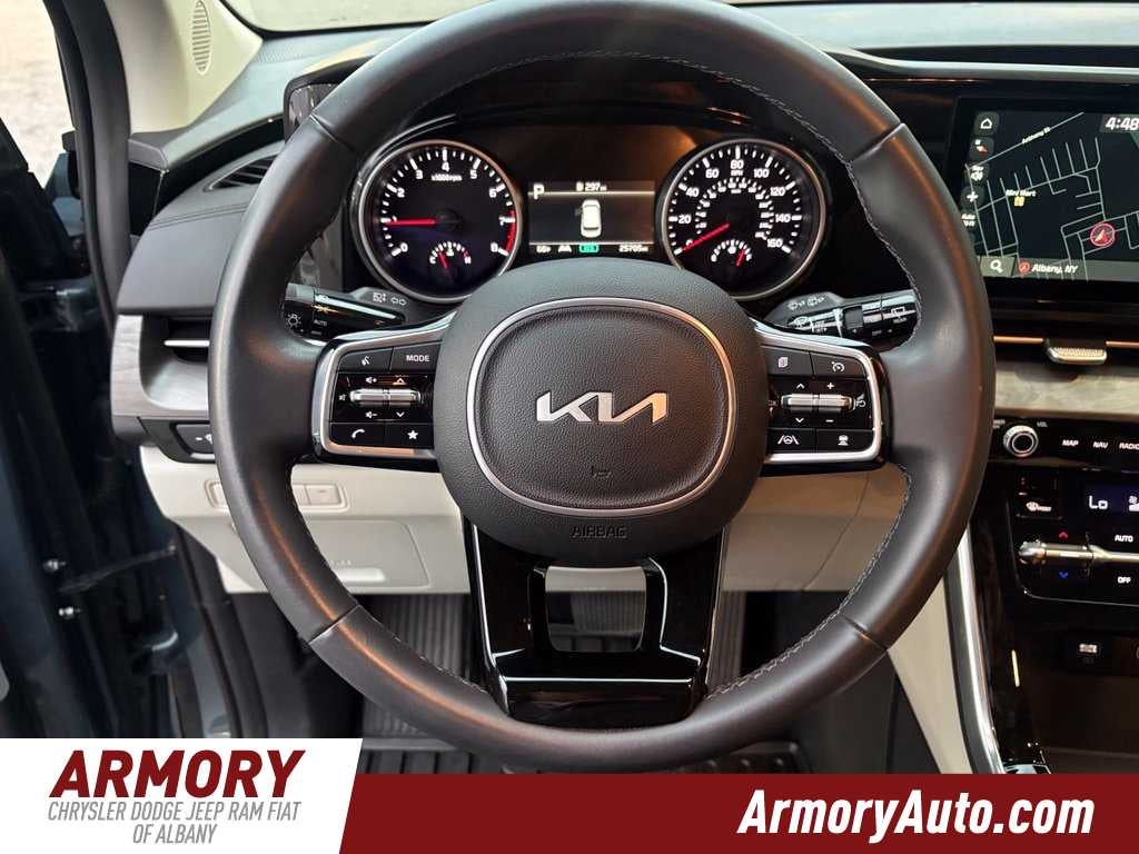 2024 Kia Carnival EX