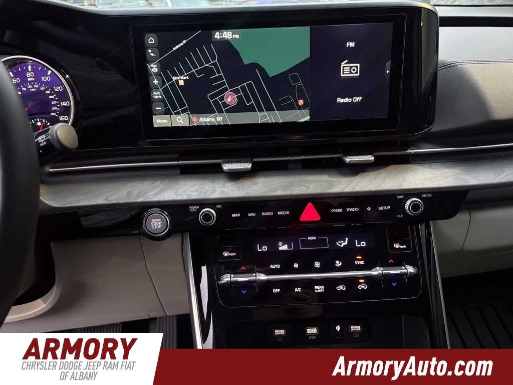 2024 Kia Carnival EX