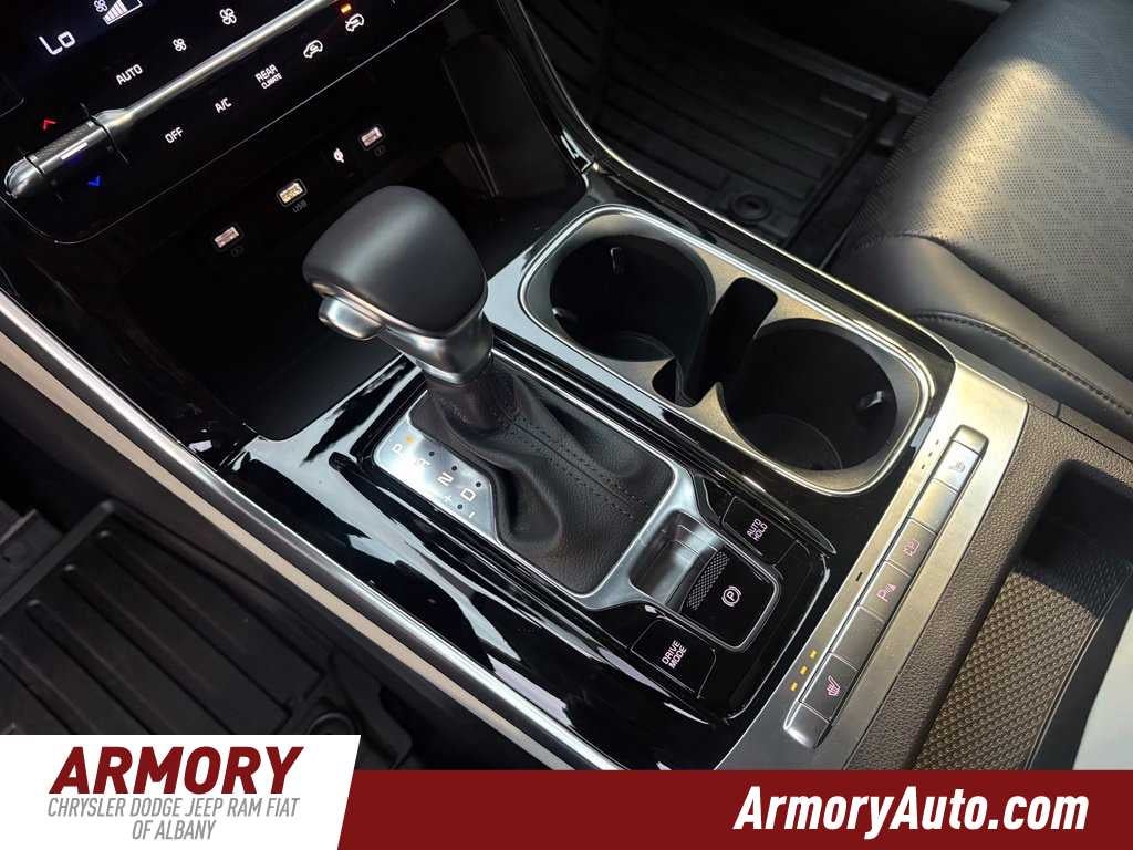 2024 Kia Carnival EX