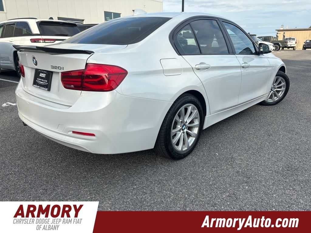 2018 BMW 320i 320i