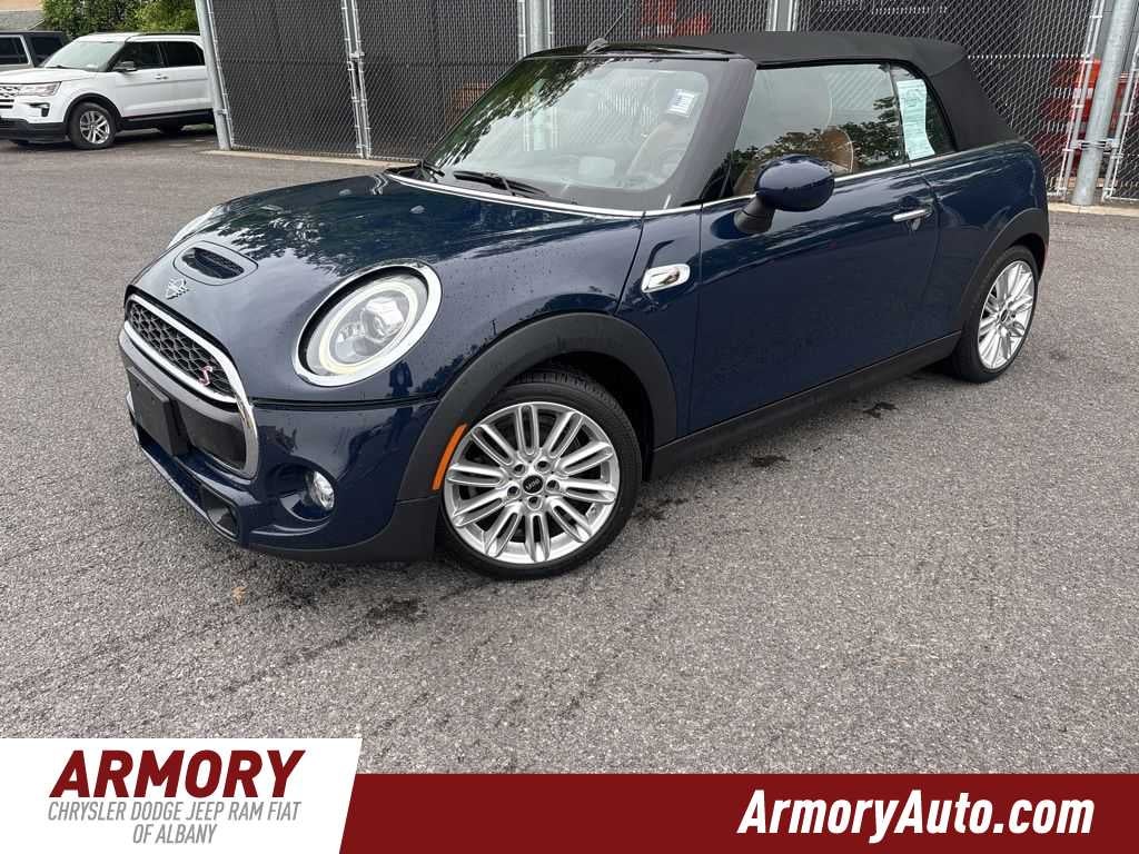 2019 MINI Convertible Cooper S Iconic's photo