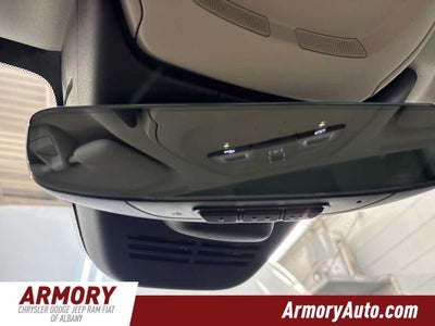 2024 Volvo XC60 Plus Dark Theme