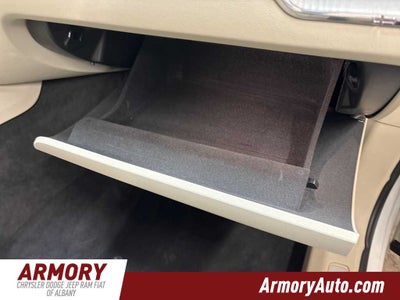 2024 Volvo XC60 Plus Dark Theme