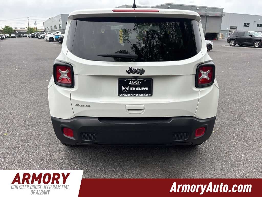 2023 Jeep Renegade Latitude