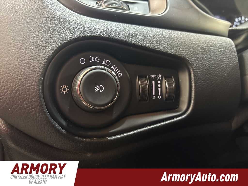 2023 Jeep Renegade Upland