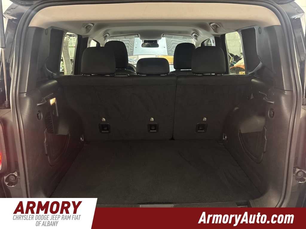 2023 Jeep Renegade Upland